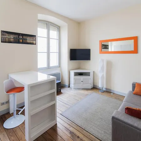 Apartment Triangle D'or