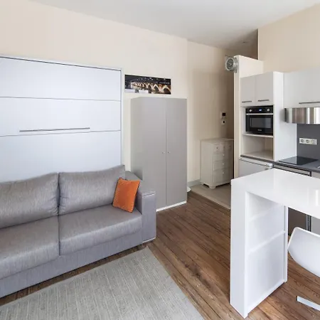 Triangle D'or 아파트 *